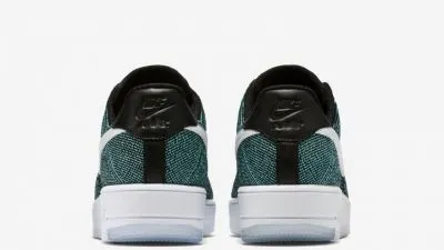 Nike Air Force 1 Flyknit Low