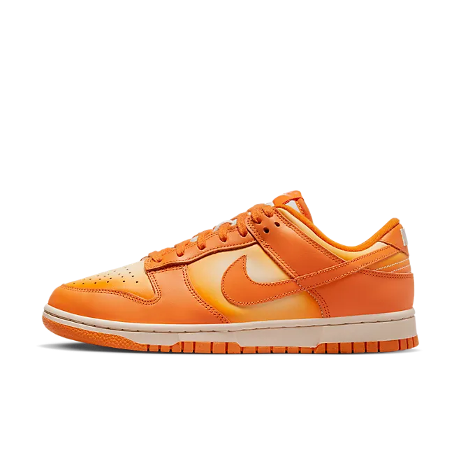 Nike Dunk Low "Magma Orange"