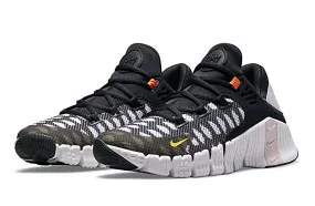 Nike Free Metcon 4 "Black White"