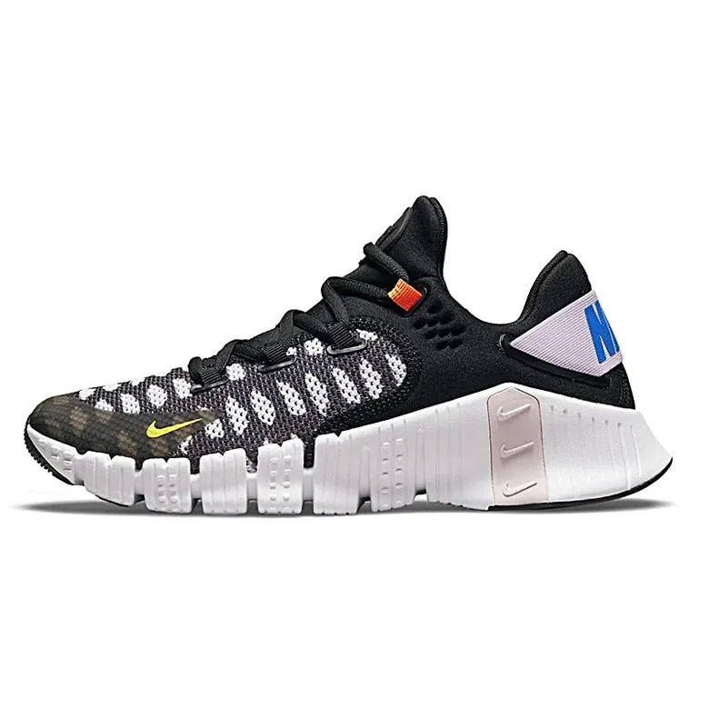 Nike Free Metcon 4 "Black White"