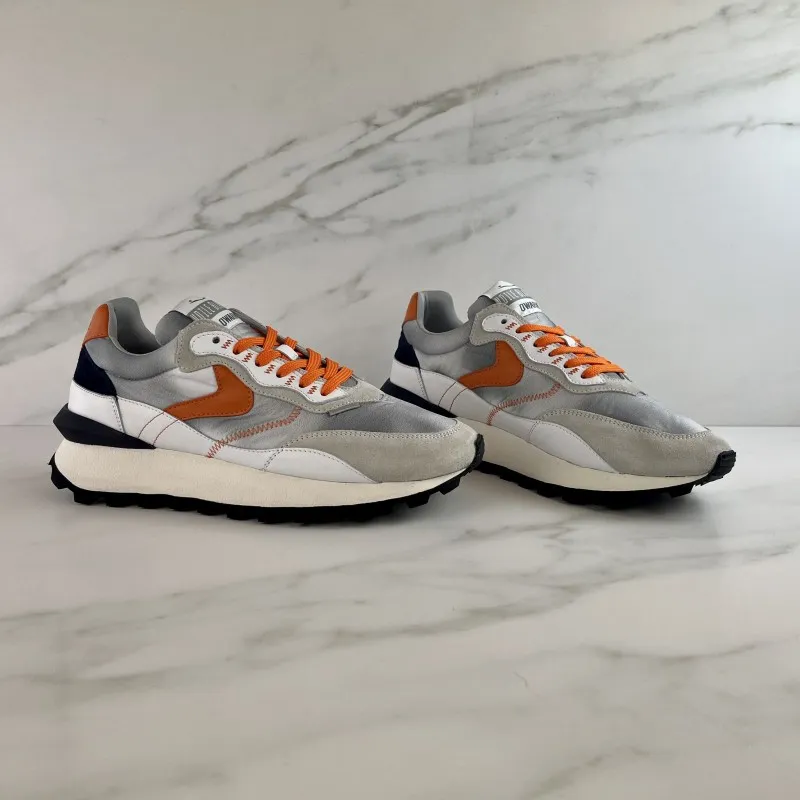 SUPER SNEAKER gris naranja